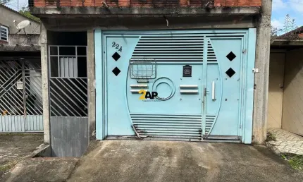 Casa de 4 quartos com 3 suítes e 227m² por R$ 350.000,00 no Jardim Lavorato em Embu das Artes-SP