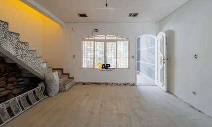Casa Comercial na Vila Progredior - São Paulo-SP: 3 Salas, 3 Banheiros, 2 Vagas, 230m² - Venda ou Locação!