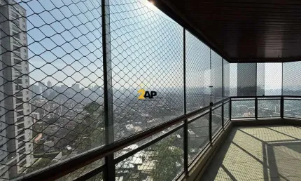 Apartamento Amplo bem  isolarado, São Paulo-SP: 2 Quartos, 1 Suíte e 1 suíte master , 2 Salas, 4 Banheiros, 3 Vagas, 250m² de Área. Venha Conferir!