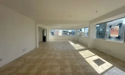 Sala comercial à venda na Rua Presidente Nereu Ramos, Centro, Florianópolis por R$ 1.484.000
