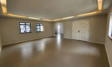 Apartamento reformado sendo 334 m²  4 dormitórios, 2 suítes , 3 vagas - Boqueirão