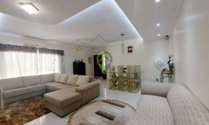 Casa com 3 quartos à venda na Rua Duque de Caxias, Campo Grande, Santos