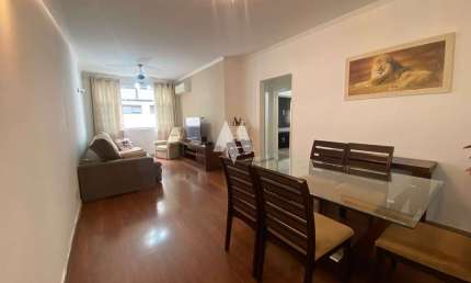 Apartamento com 139m² na Aparecida poucos metros do mar!