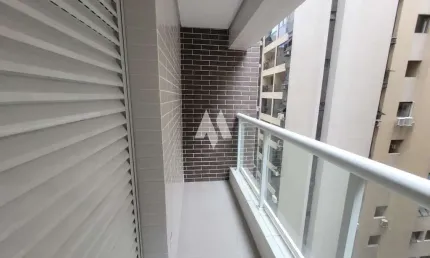 Apartamento à venda -2 suítes  -  varanda - -ponta da praia-santos