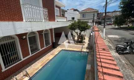 Casa Sobrado com 4 quartos e piscina à venda na Vila Belmiro - Santos/SP