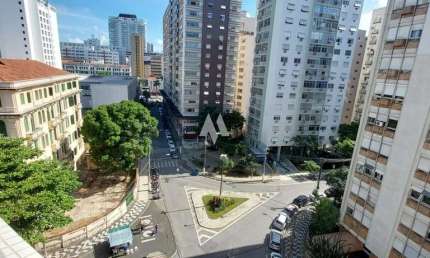 Apartamento com 228m², quadra da praia do Gonzaga, 3 dormitórios, dependência completa, 1 vaga!