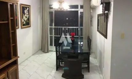Apartamento Gonzaguinha São Vicente, 85m² com 2 dorms, varanda, vaga!