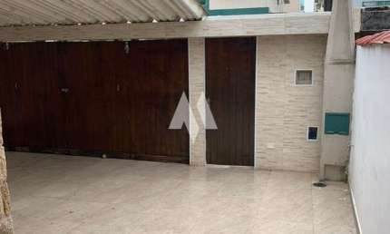 Sobrado 100% Reformado, 168m², 3 Dormitórios sendo 2 suítes , 2 vagas de garagem e no bairro do Boqueirão