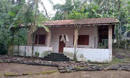 Fazenda à venda no Centro, Itariri 
