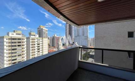 Apartamento para alugar 3 quartos, 2 vagas na Pompéia - Santos/SP