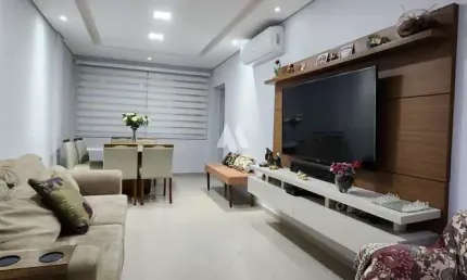 Apartamento 2 dormitórios com dependência completa e garagem fechada- Itararé