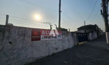 Terreno para locação ideal para transportadora com 2400 metros!
