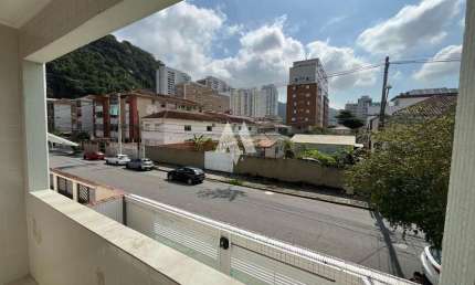 Apartamento  no Marapé – 3 Dormitórios, Varanda e 03 quadras da praia