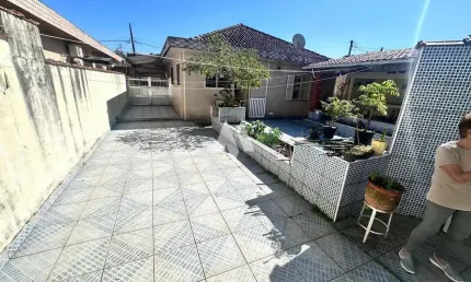 Casa com 3 quartos à venda na Rua Colatina, Jardim Independência, São Vicente
