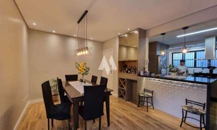 Apartamento Padrão para locação de 2 dormitórios com suíte e vaga fechada