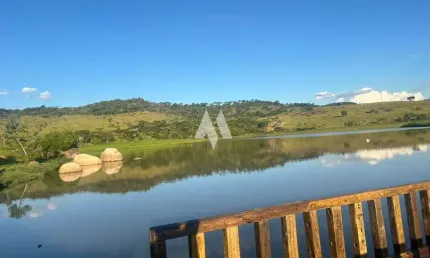 Casa à Venda  em Condomínio Figueira Garden - Atibaia