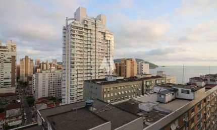 Apartamento de 2 Suítes com Vista para o Mar no Embaré