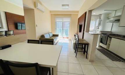 Apartamento para Locação com 2 dormitórios e 1 suíte - Gonzaga / Santos