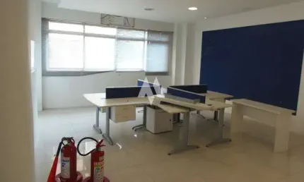 Sala comercial para alugar no bairro Centro - Santos/SP