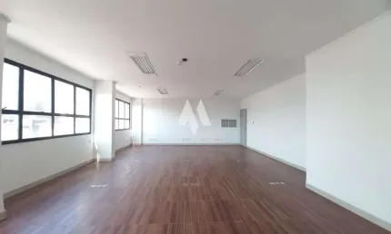 Casa comercial à venda na Rua Frei Gaspar, Centro, Santos
