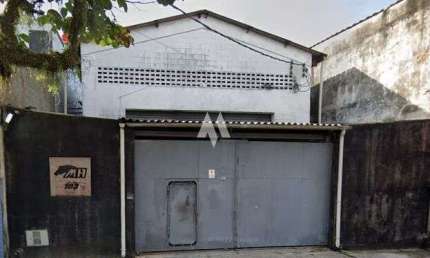 Vende Galpão de 1000m², 2 andares de pavimento , em ótima localização na área portuária e próximo do canal 4.