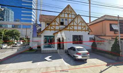 Casa comercial à venda  no bairro da Aparecida em Santos/SP