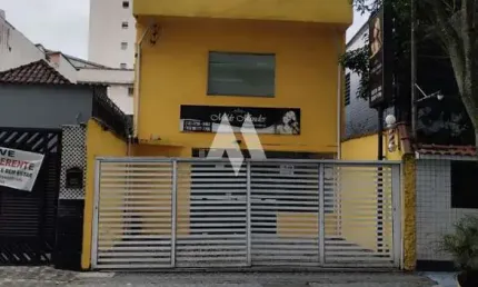 Excelente casa comercial com 396m2 de área construída