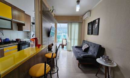 Apartamento para alugar com 3 quartos 2 vagas e lazer no José Menino em Santos/SP