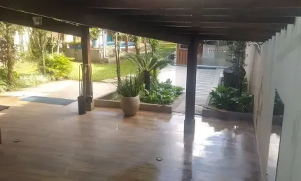 Casa com 2 Quartos e 5 banheiros à Venda, 172 m² por R$ 1.500.000