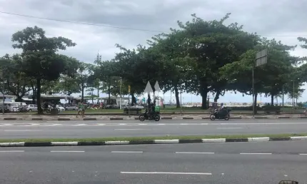 Kitnet em prédio frente mar com 1 dormitório para locação gonzaga santos