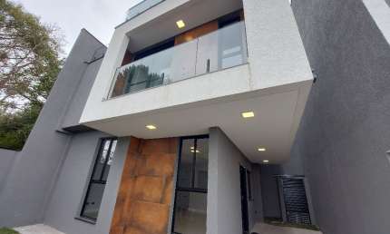 Casa com 3 quartos à venda no Uberaba, Curitiba 