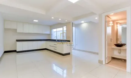 Casa com 4 quartos para alugar na Rua João Alencar Guimarães, 8796, Santa Quitéria, Curitiba, 181 m2 por R$ 6.500