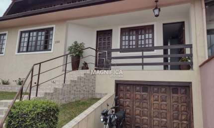 Casa com 3 quartos à venda na Rua Alexandre Dalcuch, 156, Bacacheri, Curitiba, 230 m2 por R$ 980.000