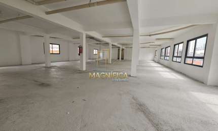 Sala comercial para alugar na Rua Tibagi, 48, Tarumã, Curitiba, 276 m2 por R$ 6.480