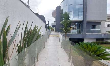 Casa com 4 quartos à venda na Rua Frei Orlando, 500, Jardim Social, Curitiba, 751 m2 por R$ 4.000.000