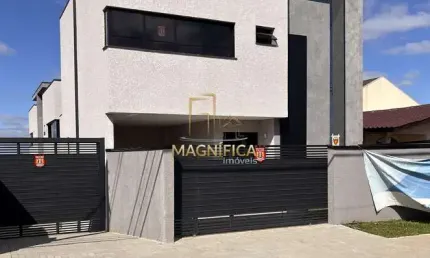 Casa em condomínio fechado com 3 quartos à venda na Rua Hermínio Cardoso, 30, Tingui, Curitiba por R$ 849.000