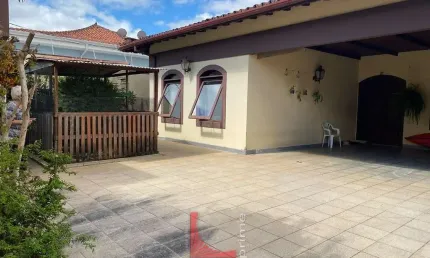 Casa com 3 quartos à venda no Jardim América, Bragança Paulista 