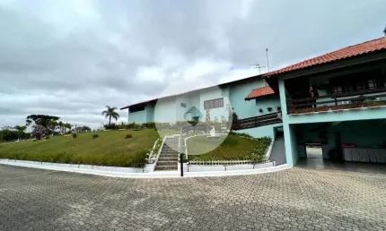 Casa com 4 quartos à venda, 550 m  por  Augusta - Curitiba PR