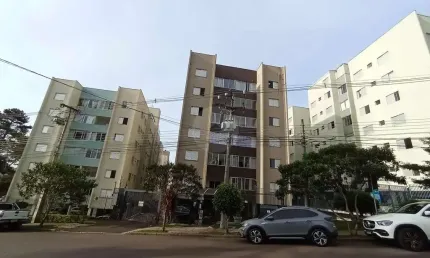 Apartamento com 2 quartos para locação, 58,70 m  por R  1.200,00 mês - Guaíra, Curitiba PR