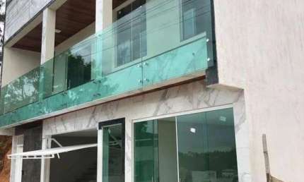 Casa à venda em Santana do Paraíso, Jardim Vitória, com 3 quartos, 330m²