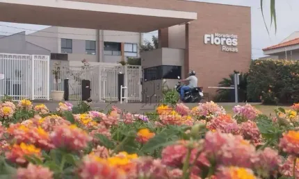 Sobrado à venda, 160 m² por R$ 800.000 - Loteamento Morada das Flores - Cambé/PR
