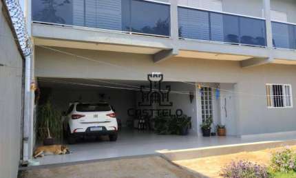 Sobrado com 3 dormitórios à venda, 240 m² por R$ 790.000,00 - Califórnia - Londrina/PR