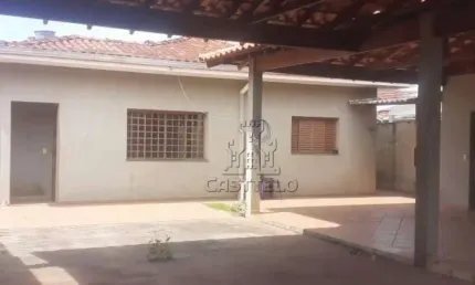 Casa com 3 dormitórios, 180 m² - venda por R$ 800.000,00 ou aluguel por R$ 4.000,00/mês - Vila Brasil - Londrina/PR