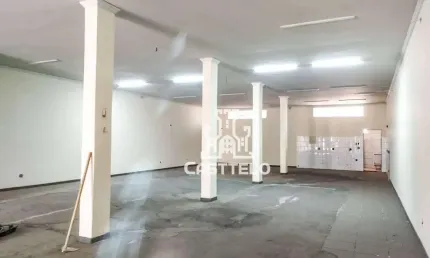 Barracão para alugar, 270 m² por R$ 4.700,00/mês - Conjunto Habitacional Alexandre Urbanas - Londrina/PR