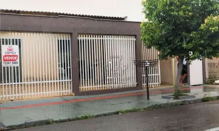 Casa com 2 dormitórios à venda, 120 m² por R$ 300.000,00 - Califórnia - Londrina/PR