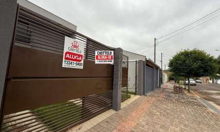 Sobrado para alugar, 116 m² por R$ 2.500/mês - Columbia - Londrina/PR