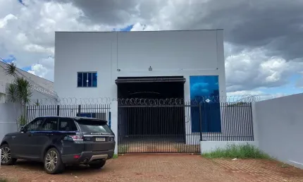 Barracão para alugar, 650 m² por R$ 14.800/mês - Andes - Londrina/PR