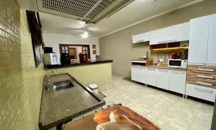 Sobrado com 3 dormitórios à venda, 456 m² por R$ 950.000 - Parque Flamengo