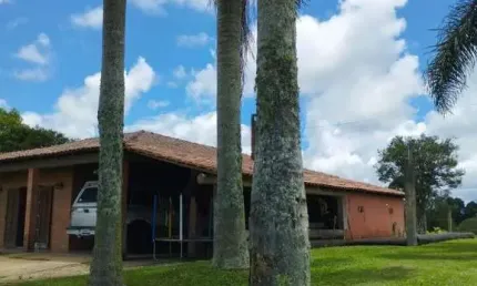 Chácara / sítio com 2 quartos à venda em Campestre da Faxina, São José dos Pinhais , 164 m2 por R$ 850.000