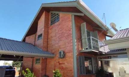 Casa comercial com 2 salas para alugar na Águas Belas, São José dos Pinhais , 300 m2 por R$ 4.900